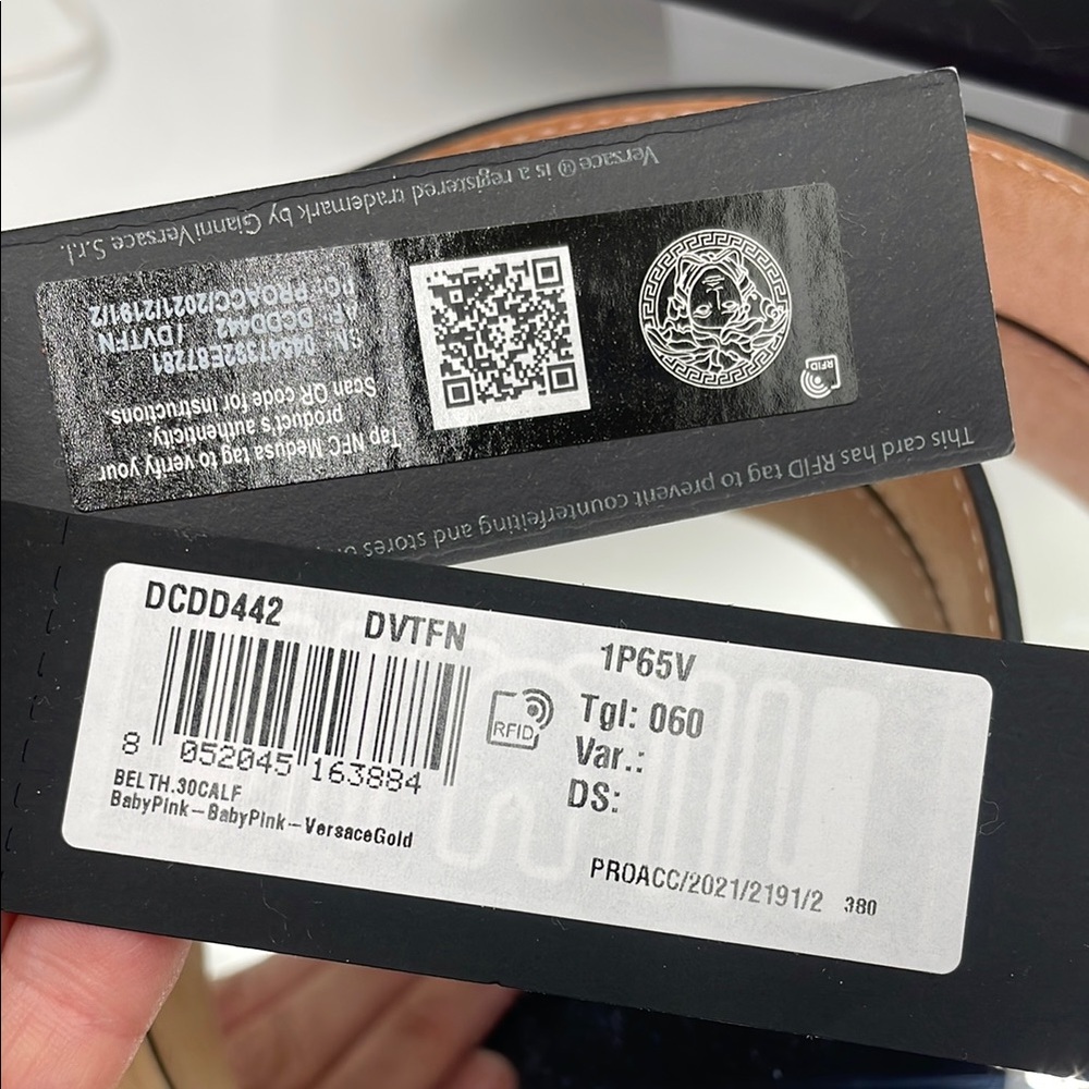 Versace Pink Designer Belt with Luxurious Packaging - Picture 5 of 9